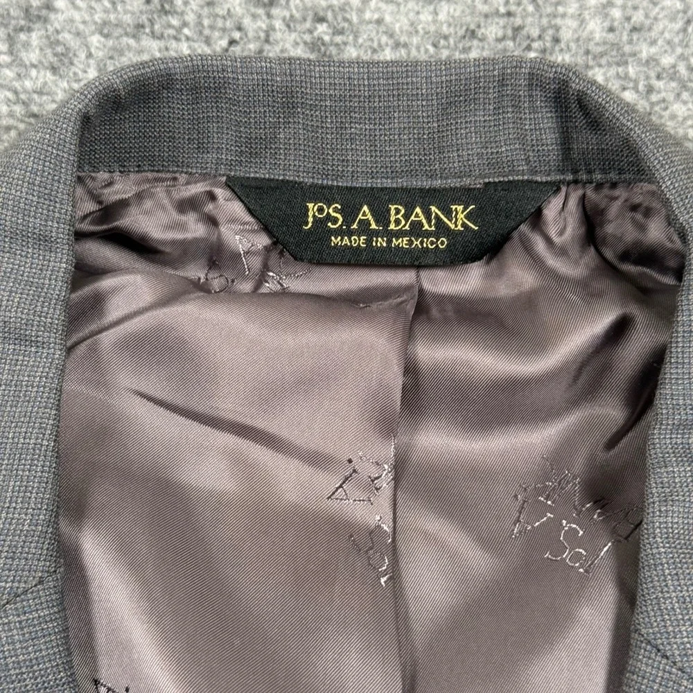 Jos A‎ Bank Signature Blazer Size 46R Gray Gold Tailored Fit Wool Blazer Men's